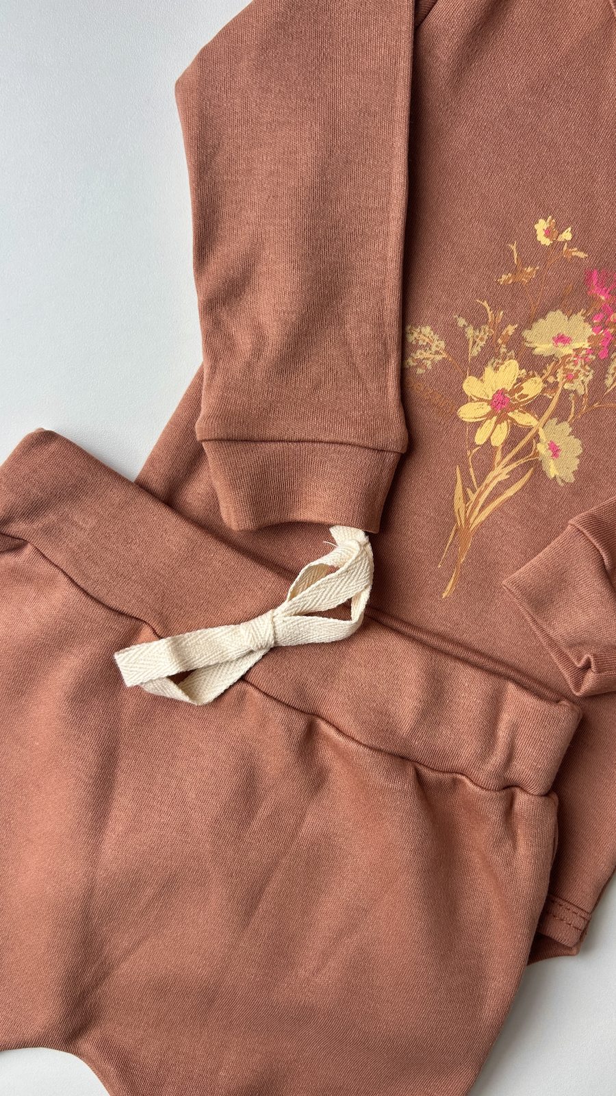 conjunto bebe body e calça pezzni baby suedine